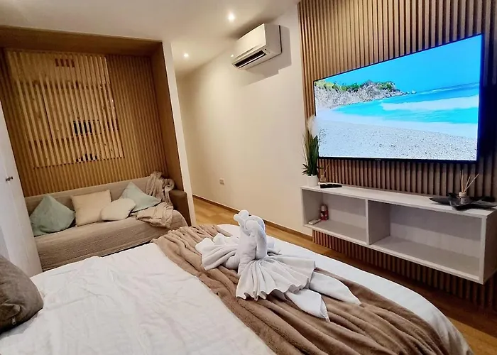 Coast Haven 204 Malta Daire